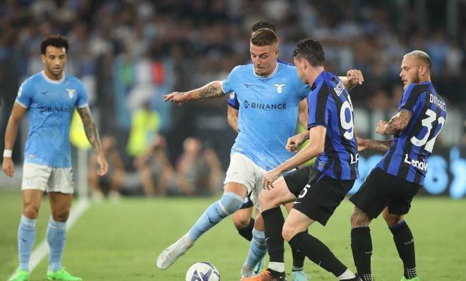 拉齐奥主场惨败,欧洲赛场前景黯淡的简单介绍 拉齐奥主场惨败,欧洲赛场前景黯淡的简单介绍