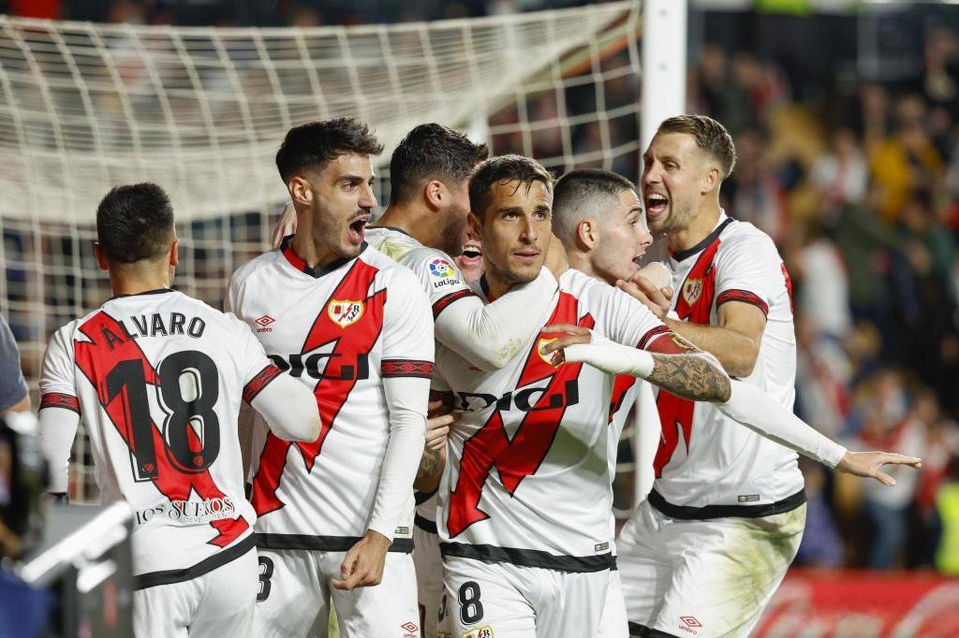 开云体育网站-包含佛罗伦萨客场挫败AC米兰，创造冷门的词条