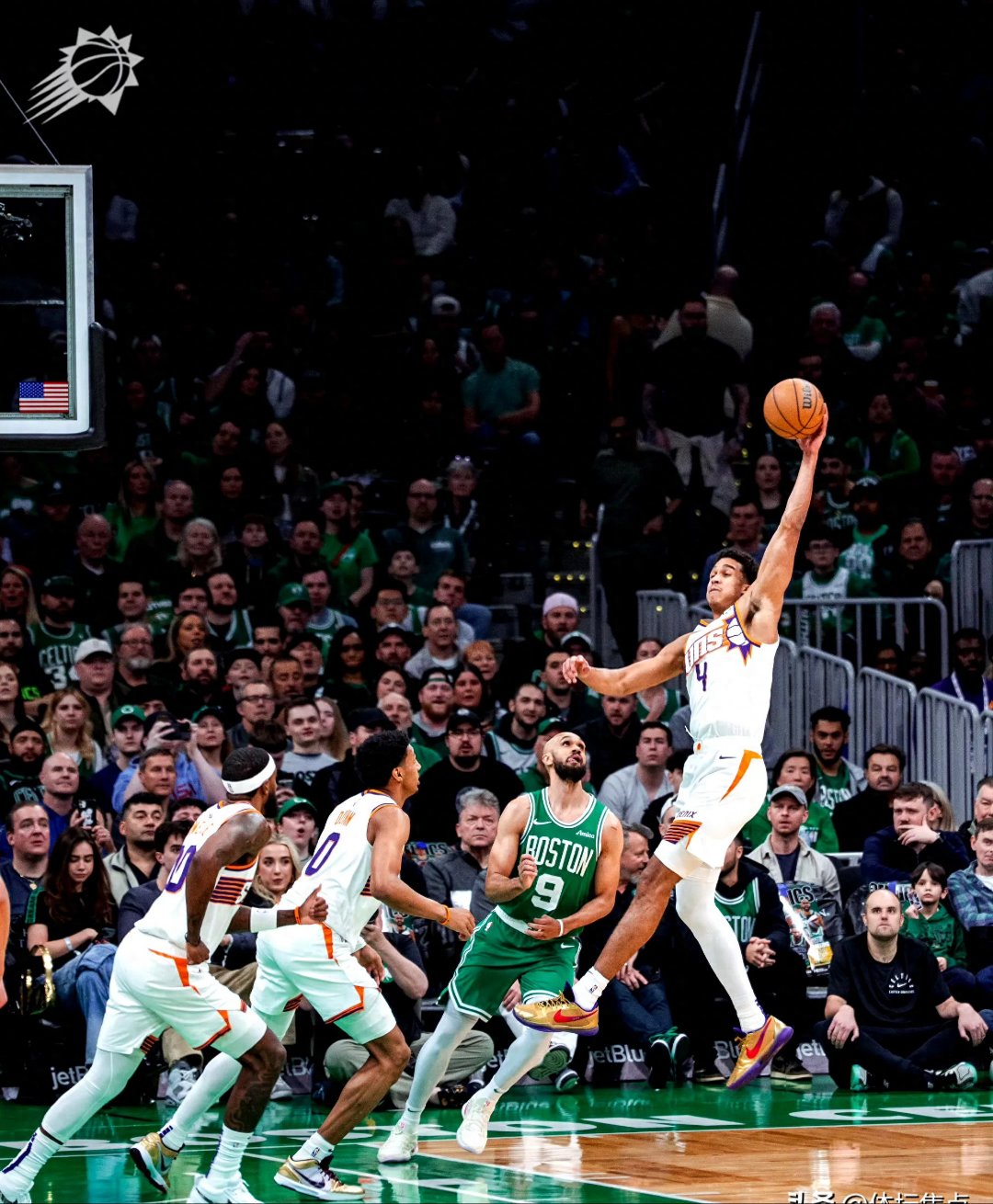 开云体育平台-太阳取得五连胜，季后赛之路依旧坎坷？