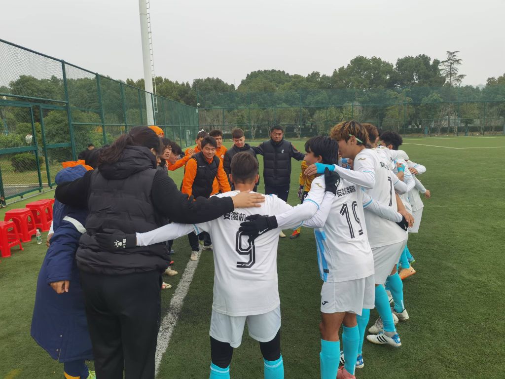 开云体育app下载-足球联赛进程：北美球队在比赛中奋力拼搏！的简单介绍