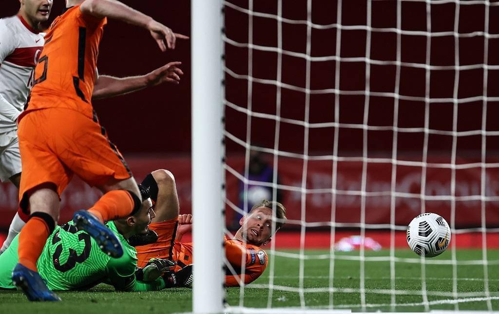 开云体育官方登录入口-关于拉脱维亚不敌挪威遭遇艰难战局的信息