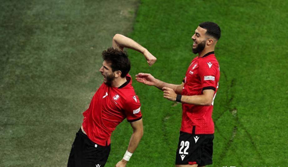 欧洲球队在国际赛事中遭受惨败,备受质疑 欧洲球队在国际赛事中遭受惨败,备受质疑