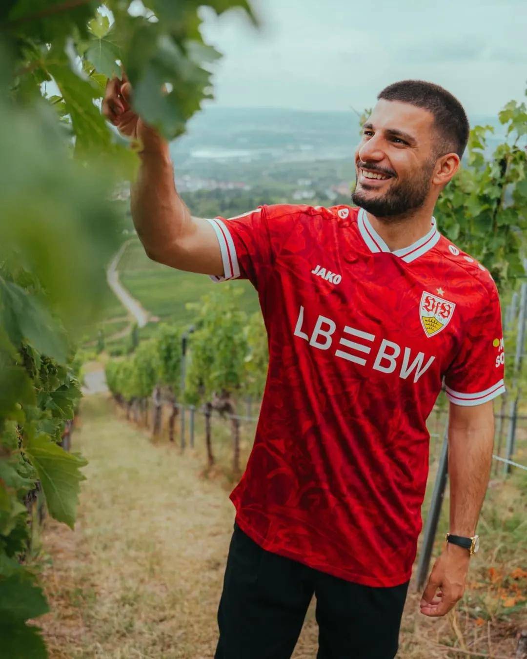 开云体育入口-关于施图加特客场一球惜败，战绩难有起色的信息