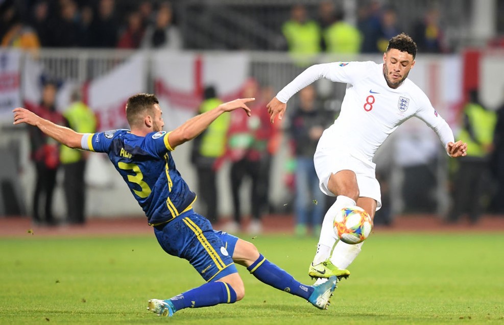 包含英格兰大胜克索沃,提前锁定小组第一的词条 包含英格兰大胜克索沃,提前锁定小组第一的词条