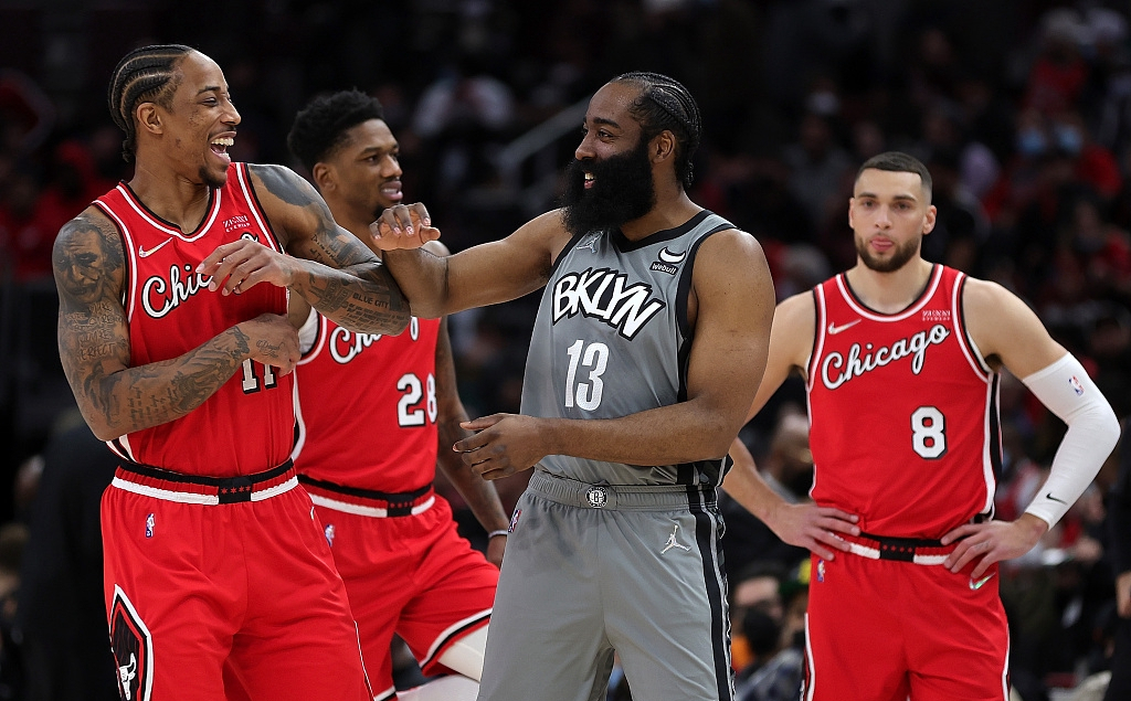 关于篮网惨败太阳,东部榜首之争告负的信息 关于篮网惨败太阳,东部榜首之争告负的信息