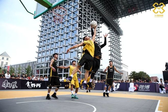 包含南美杯篮球比赛迎来高潮,强队实力过人的词条 包含南美杯篮球比赛迎来高潮,强队实力过人的词条