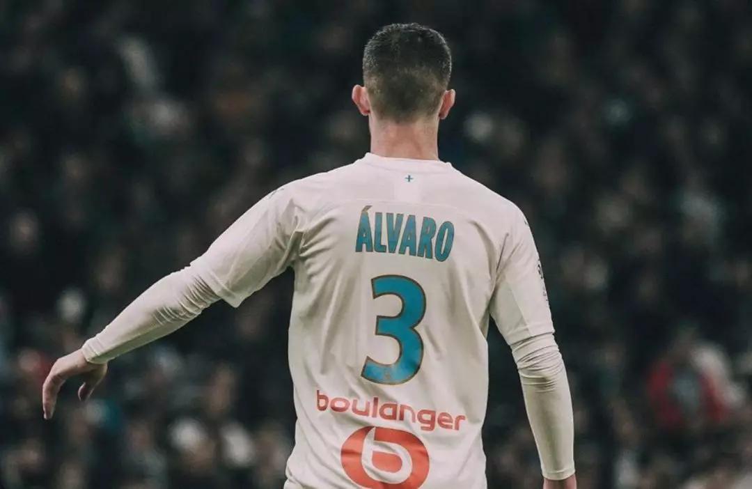 关于甘冈主场击败亚眠,继续保持领先地位的信息 关于甘冈主场击败亚眠,继续保持领先地位的信息